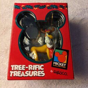 Tree-Rific Treasures Ornament